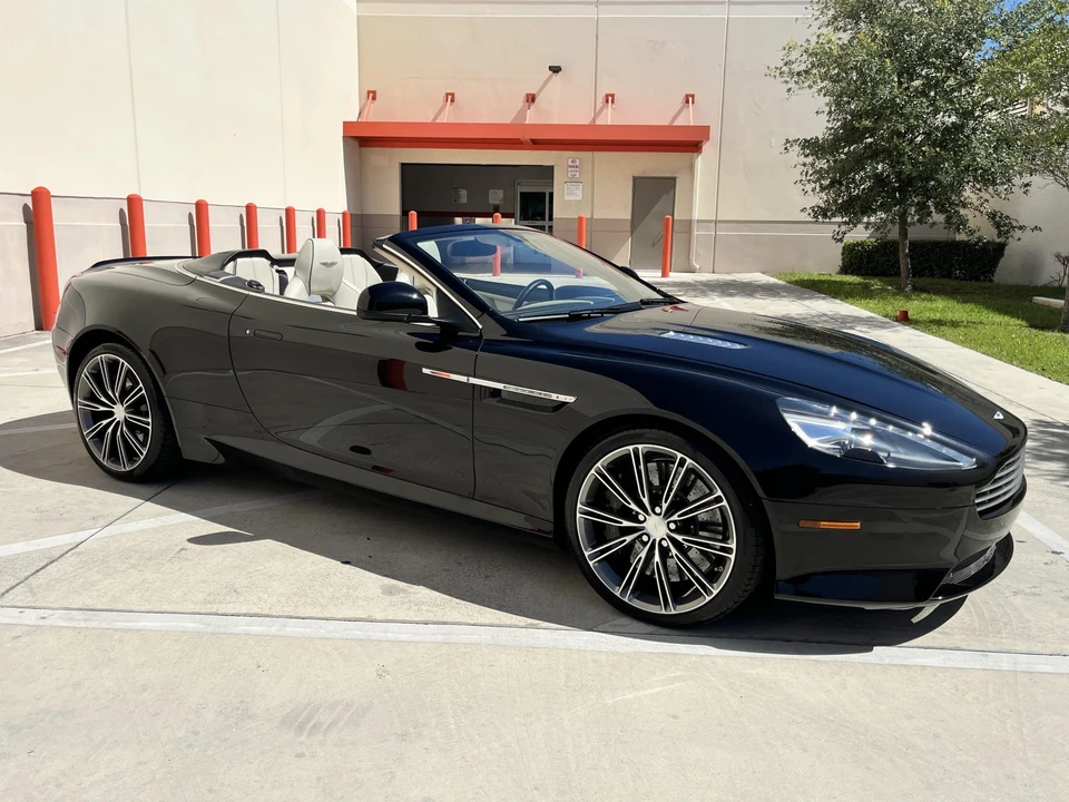 2014 Aston Martin DB9 - Image 13 of 31