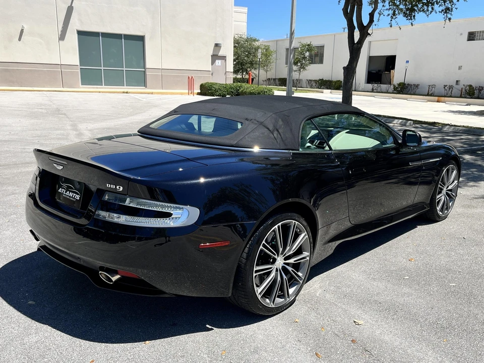 2014 Aston Martin DB9 - Image 30 of 31