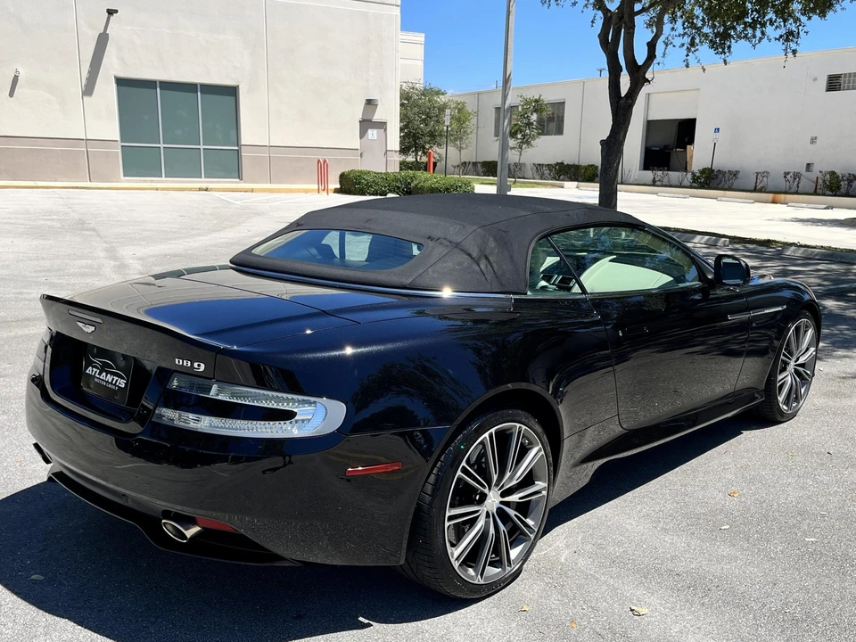 2014 Aston Martin DB9 - Image 31 of 31