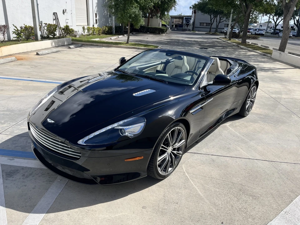 2014 Aston Martin DB9 - Image 2 of 31