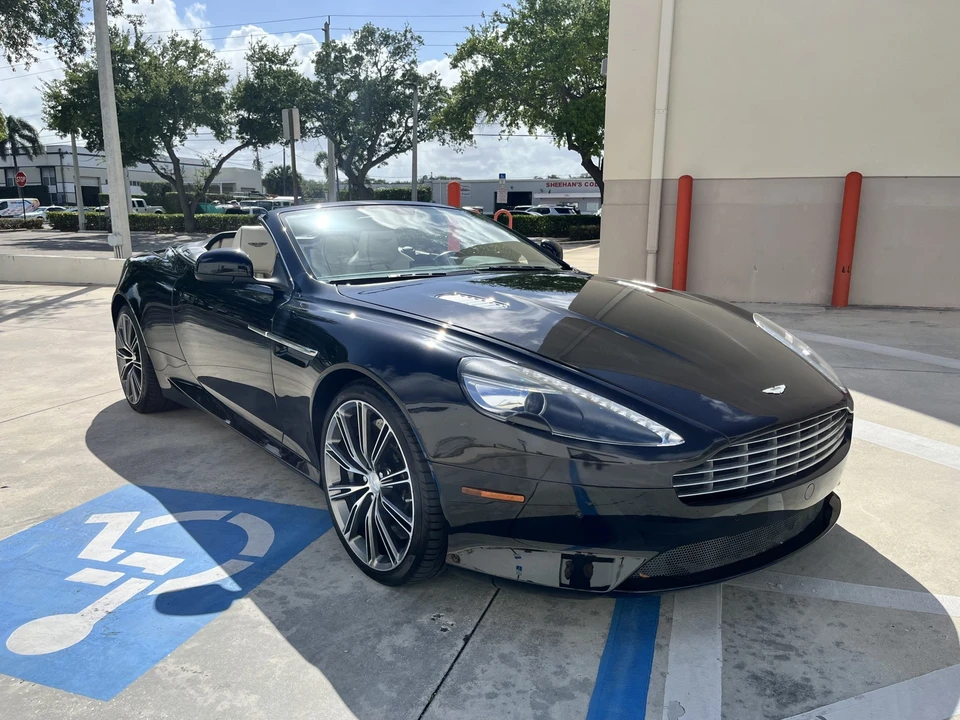 2014 Aston Martin DB9 - Image 12 of 31