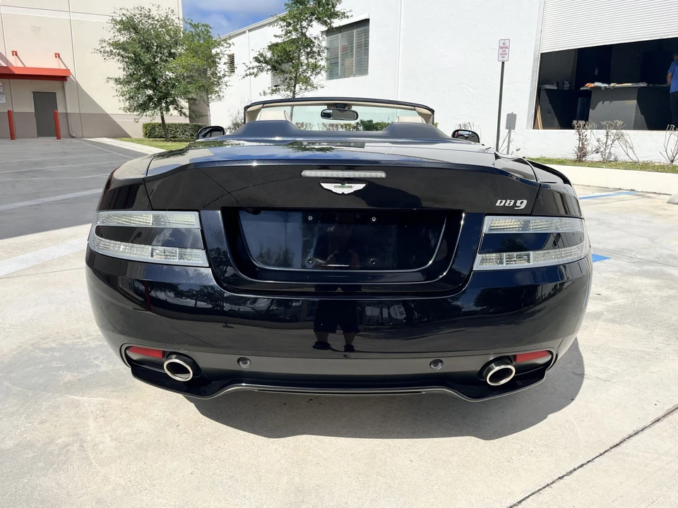 2014 Aston Martin DB9 - Image 18 of 31