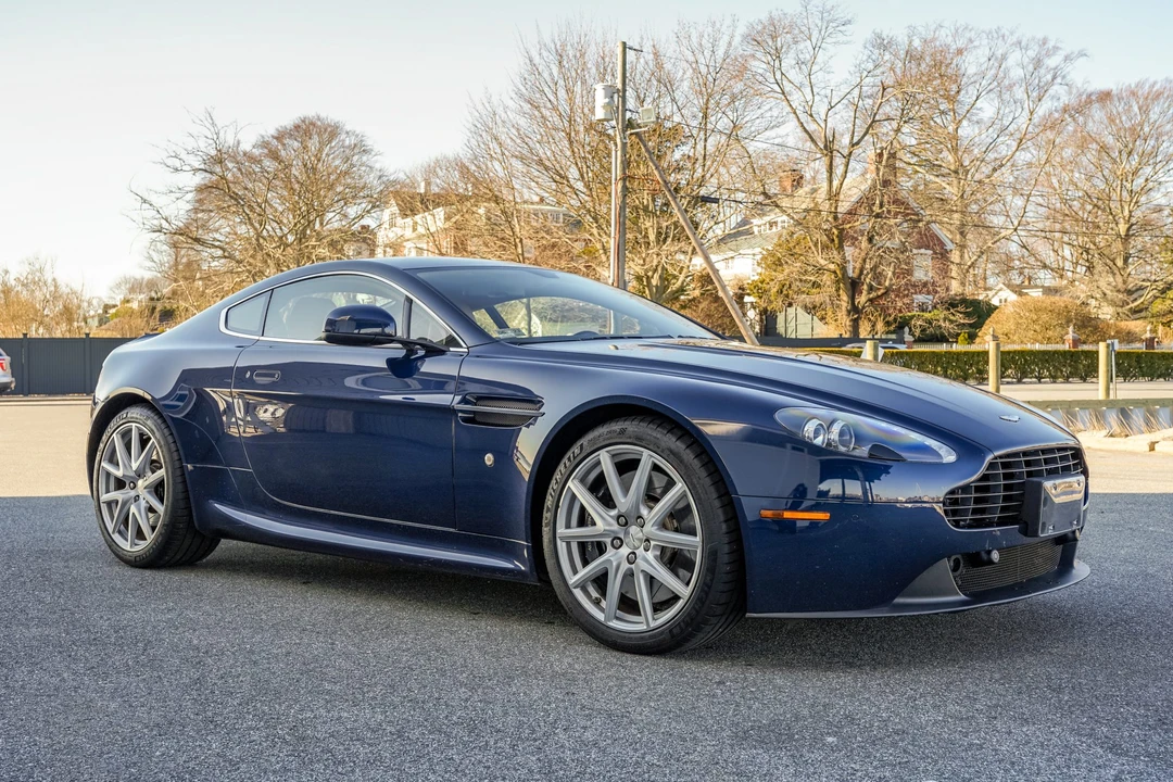 2014 Aston Martin V8 Vantage (2006-2017) - Image 10 of 31