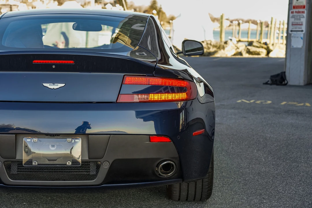 2014 Aston Martin V8 Vantage (2006-2017) - Image 28 of 31