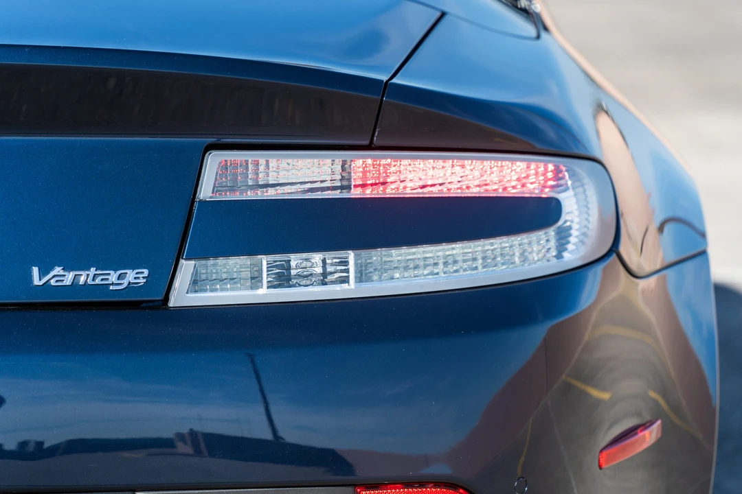 2014 Aston Martin V8 Vantage (2006-2017) - Image 30 of 31