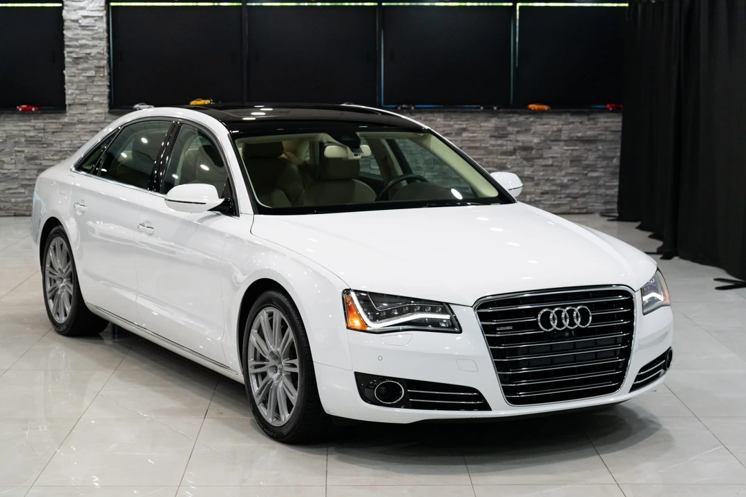 2014 Audi D4 A8 - Image 2 of 31