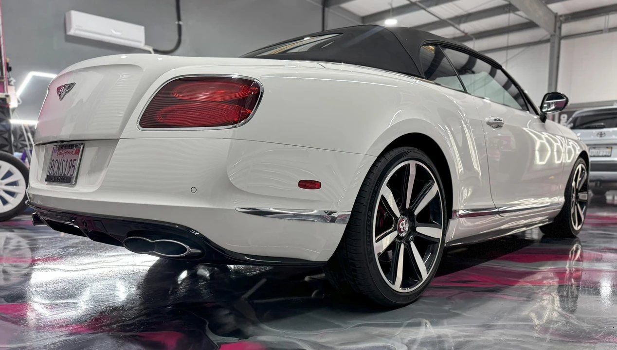 2014 Bentley Continental GTC - Image 12 of 31