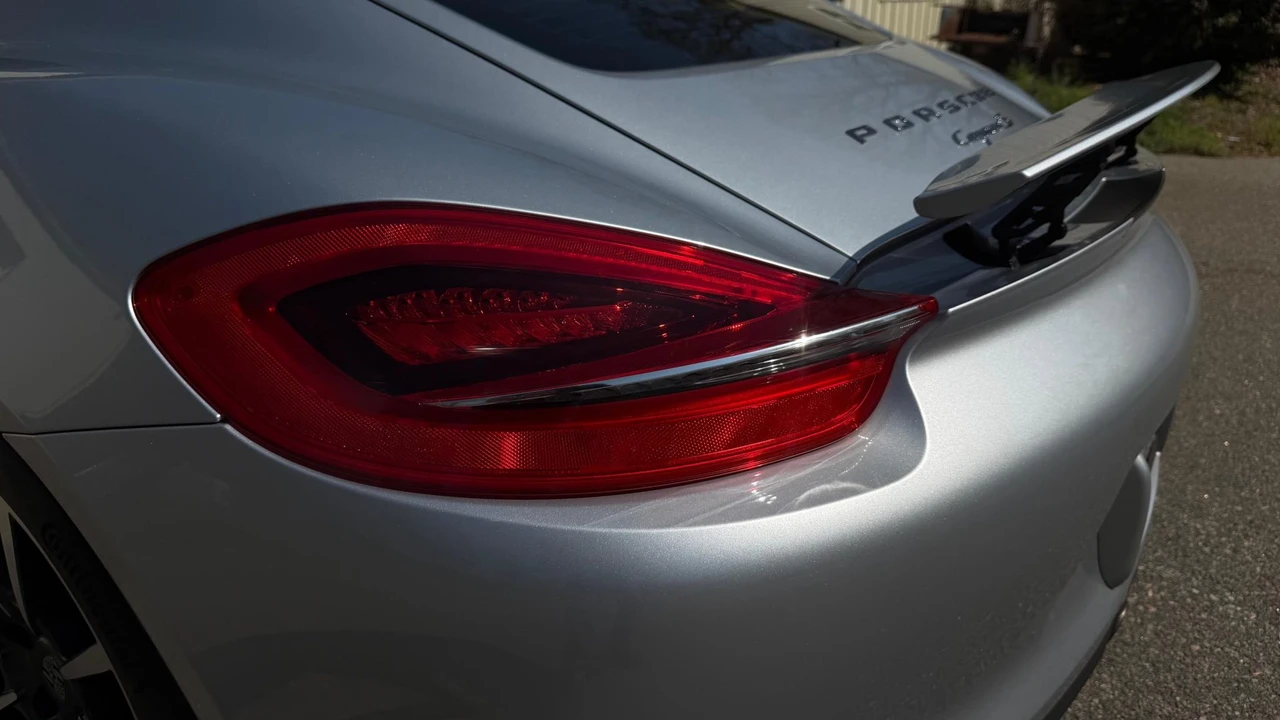 2014 Porsche 981 Cayman S - Image 11 of 31