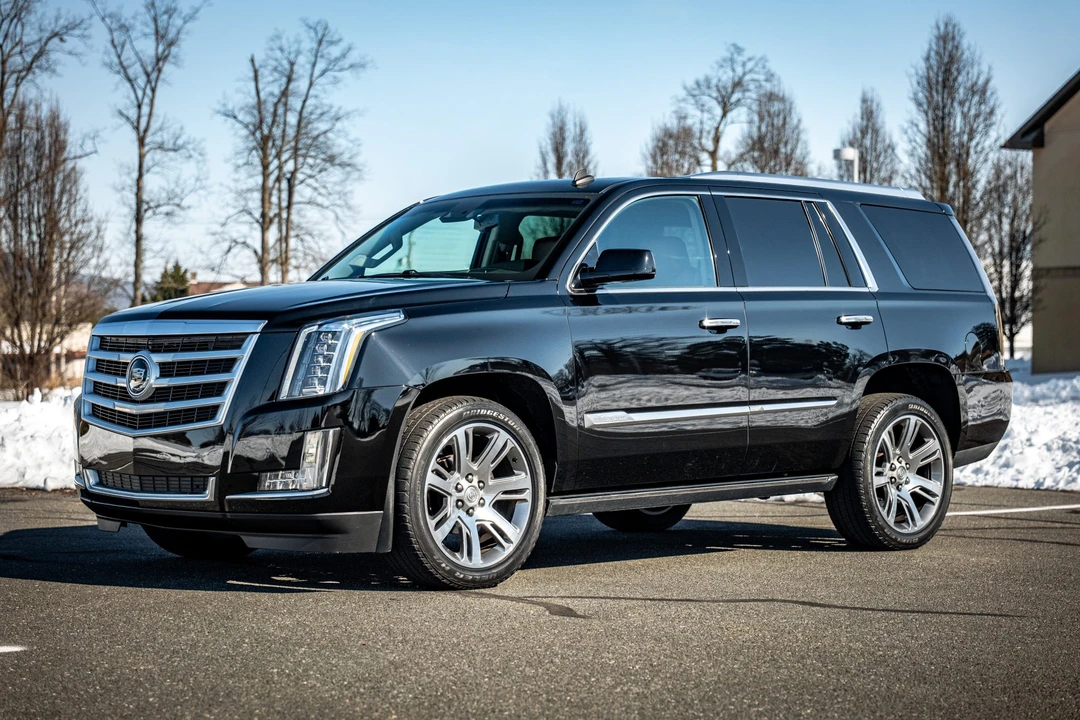 2015 Cadillac Escalade 4th Gen - Image 3 of 31