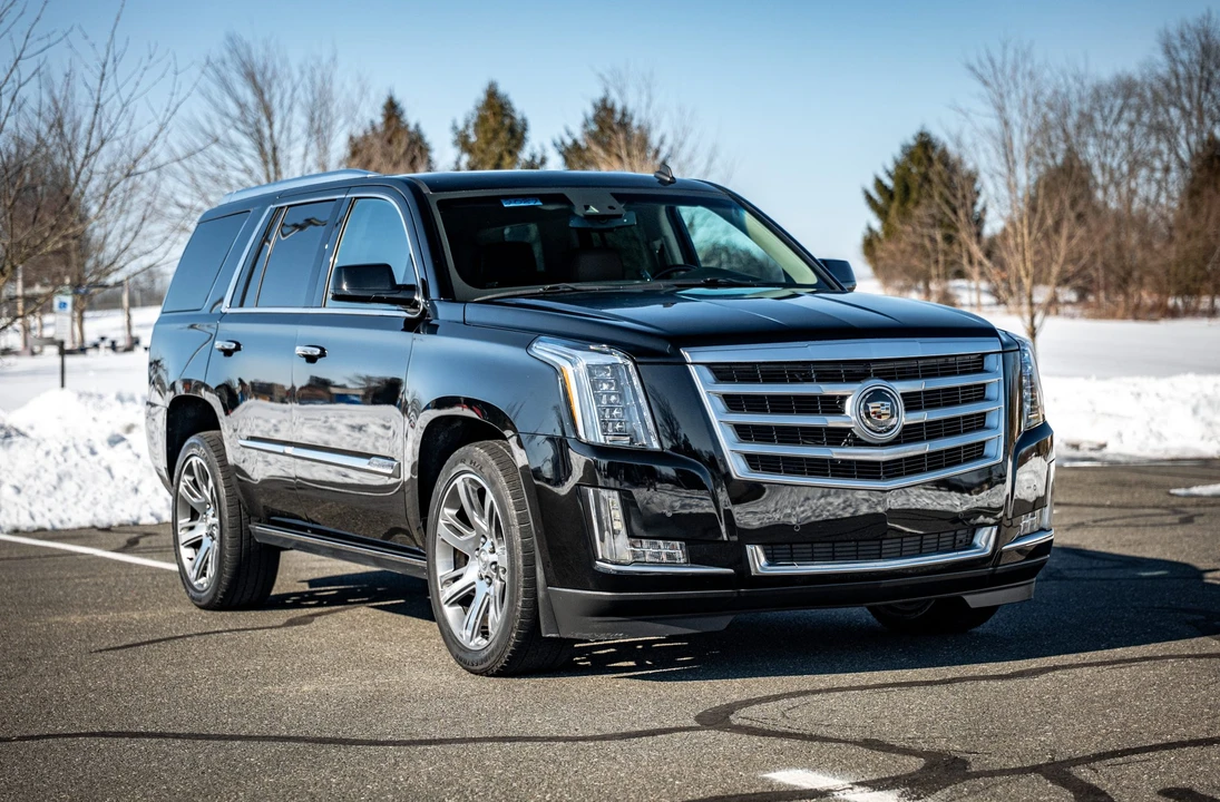 2015 Cadillac Escalade 4th Gen - Image 14 of 31