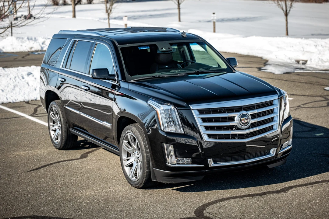 2015 Cadillac Escalade 4th Gen - Image 13 of 31