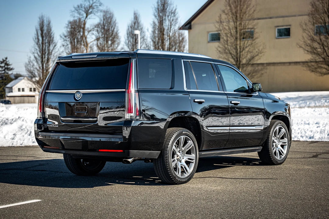 2015 Cadillac Escalade 4th Gen - Image 22 of 31