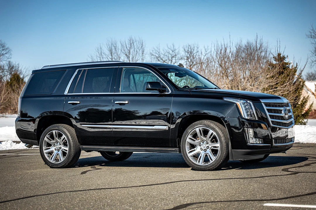 2015 Cadillac Escalade 4th Gen - Image 26 of 31