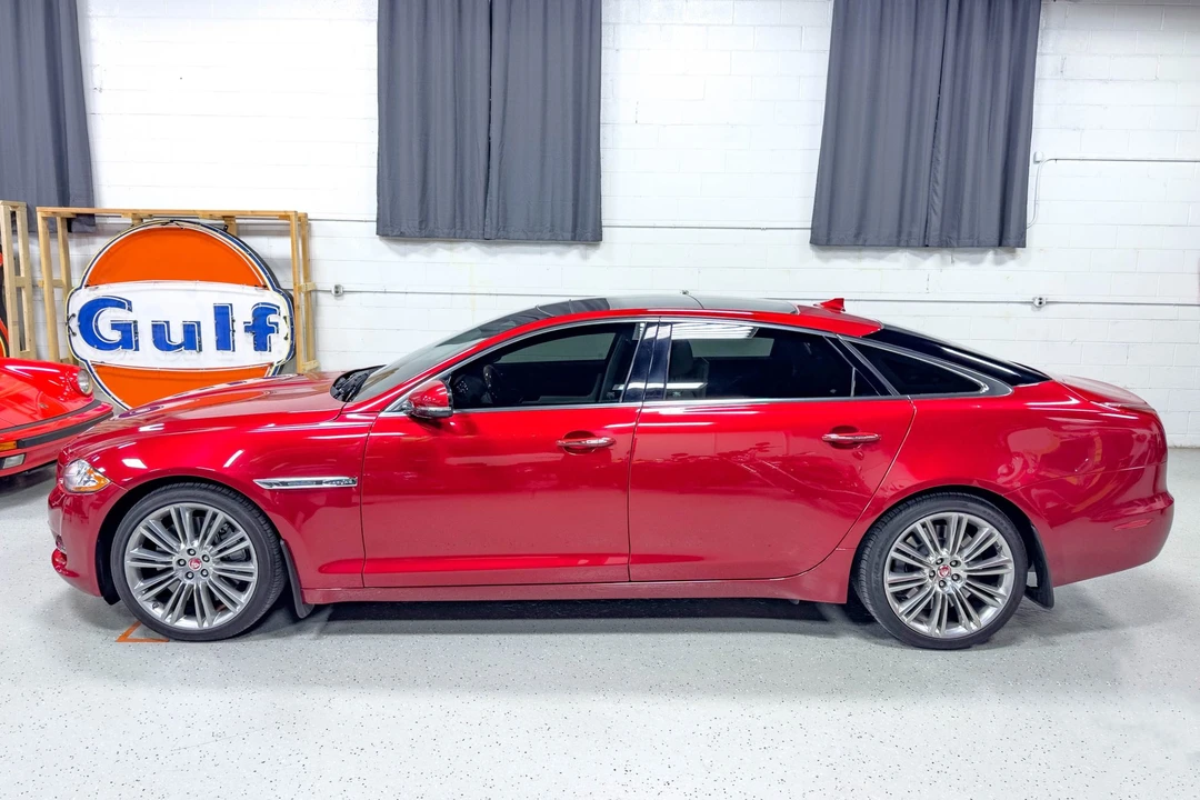 2015 Jaguar X351 XJ - Image 9 of 31