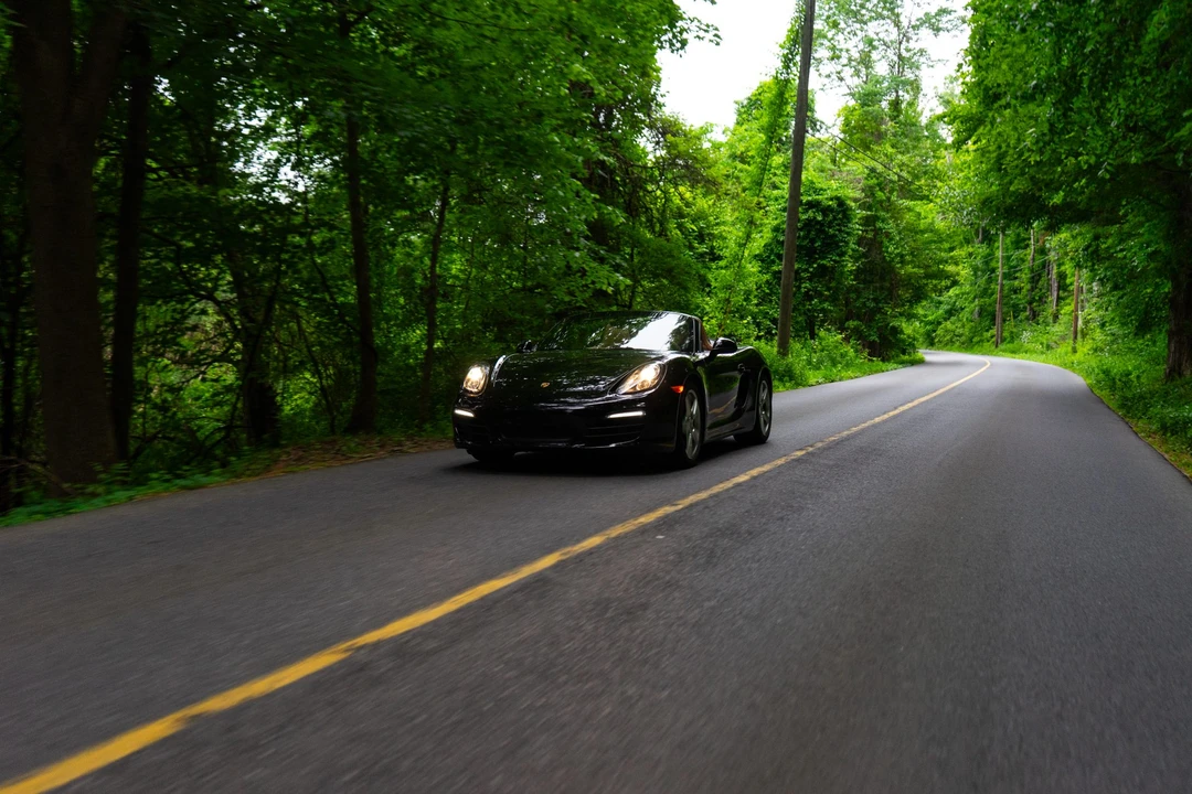 2015 Porsche 981 Boxster - Image 7 of 31