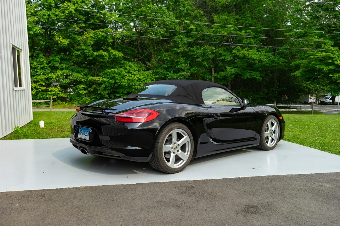 2015 Porsche 981 Boxster - Image 24 of 31