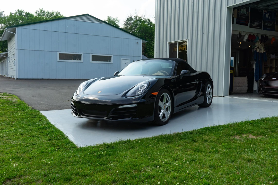 2015 Porsche 981 Boxster - Image 9 of 31