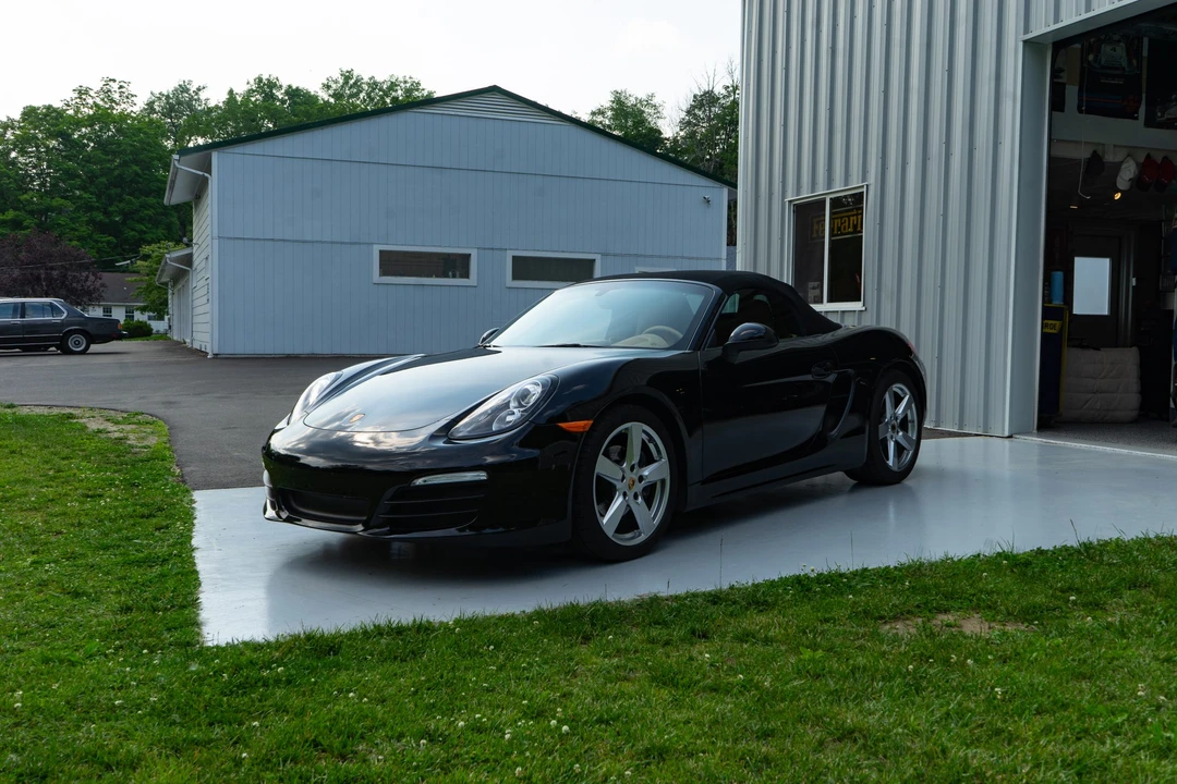 2015 Porsche 981 Boxster - Image 10 of 31