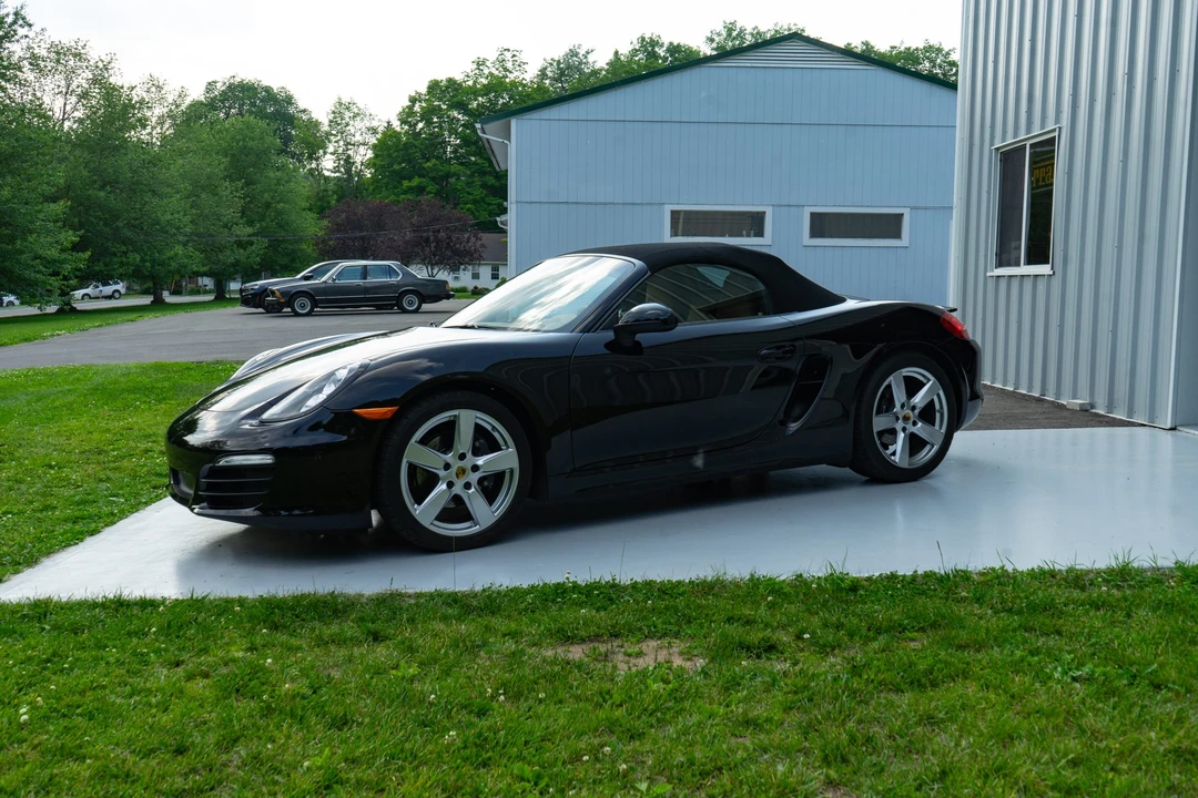 2015 Porsche 981 Boxster - Image 12 of 31