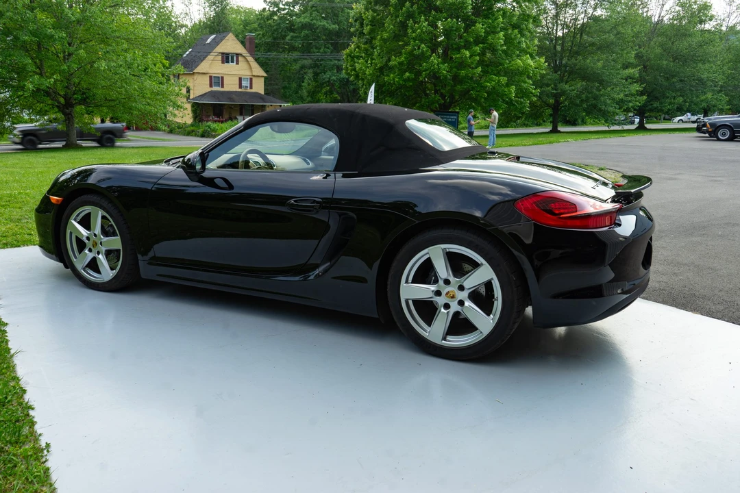 2015 Porsche 981 Boxster - Image 17 of 31