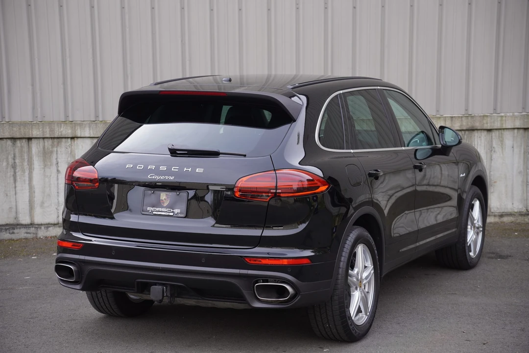 2015 Porsche 958 Cayenne Diesel - Image 24 of 31