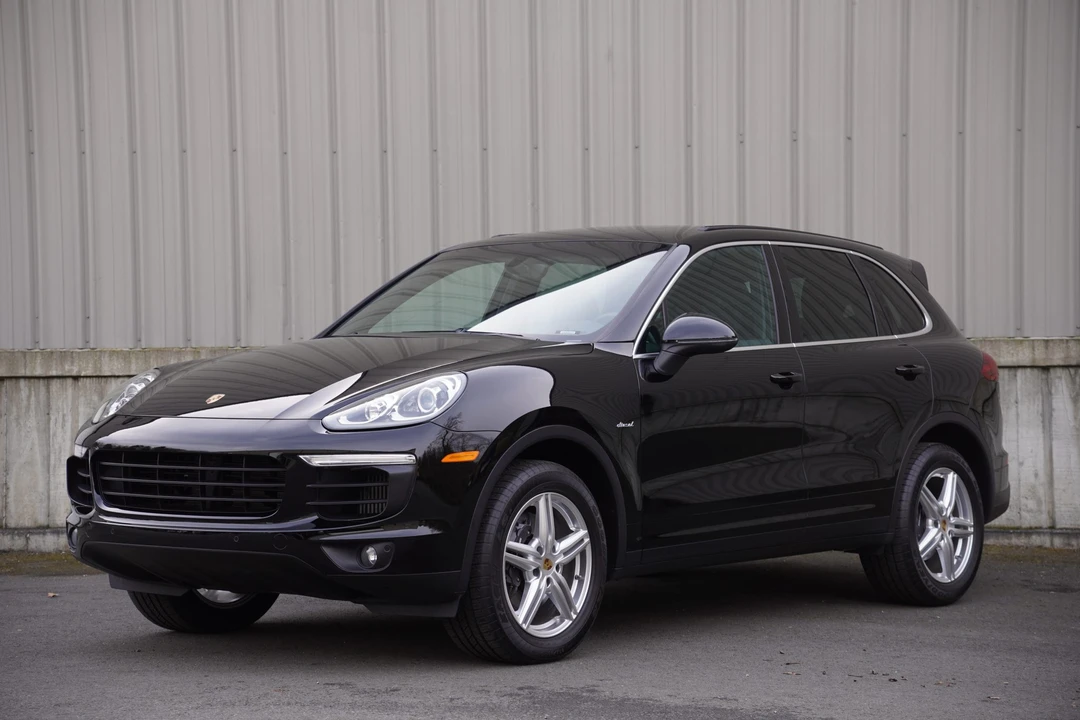 2015 Porsche 958 Cayenne Diesel - Image 2 of 31