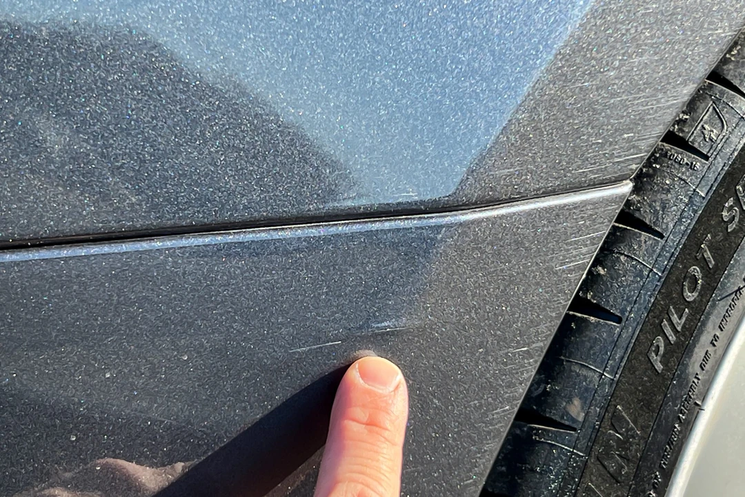 2015 Tesla Model S - Image 26 of 31