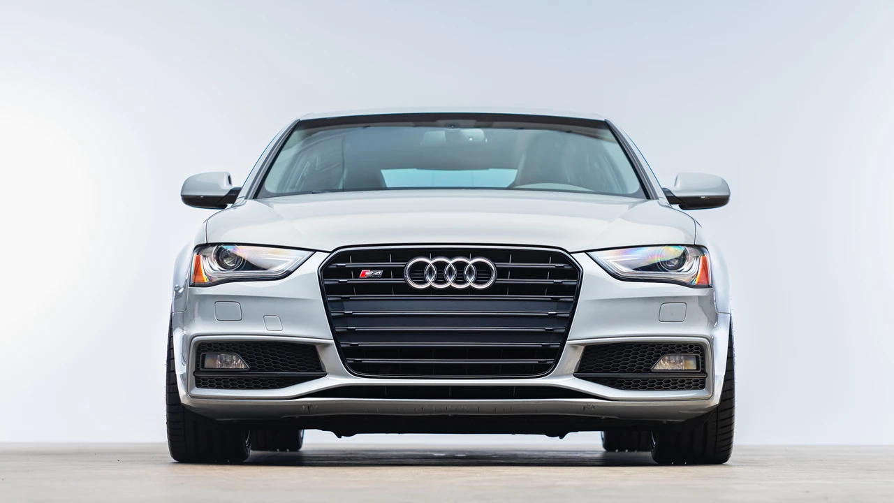 2016 Audi B8 S4 - Image 11 of 31