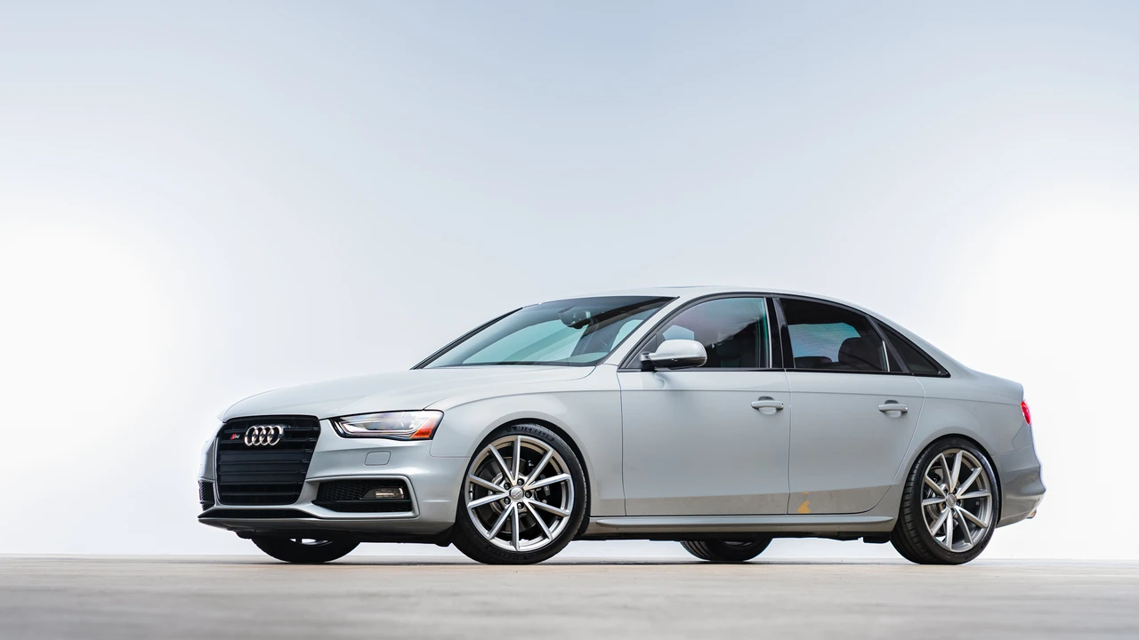 2016 Audi B8 S4 - Image 14 of 31