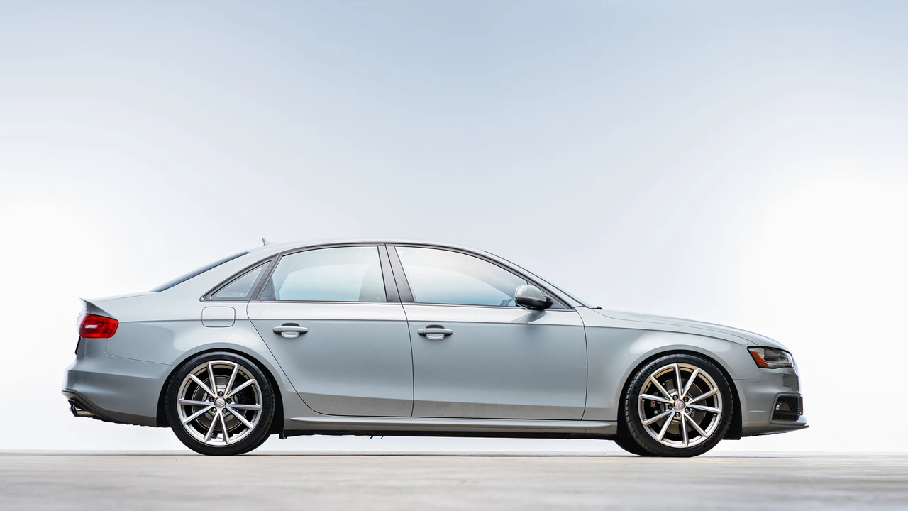 2016 Audi B8 S4 - Image 25 of 31