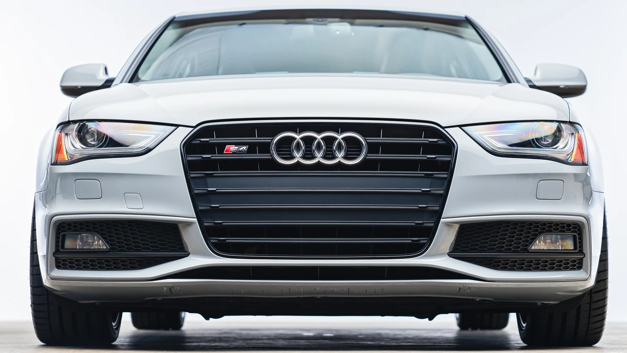 2016 Audi B8 S4 - Image 12 of 31