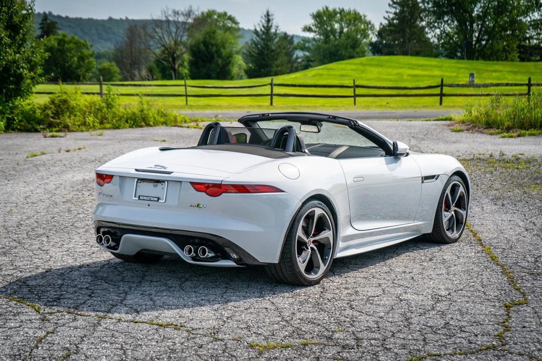 2016 Jaguar F-Type R 1st Gen - Image 10 of 31