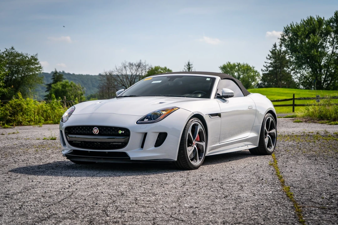 2016 Jaguar F-Type R 1st Gen - Image 16 of 31