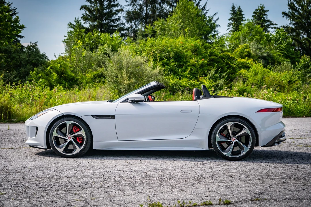 2016 Jaguar F-Type R 1st Gen - Image 15 of 31
