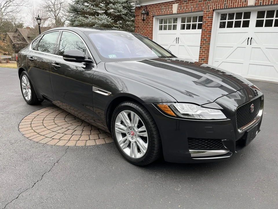 2016 Jaguar X260 XF - Image 9 of 31