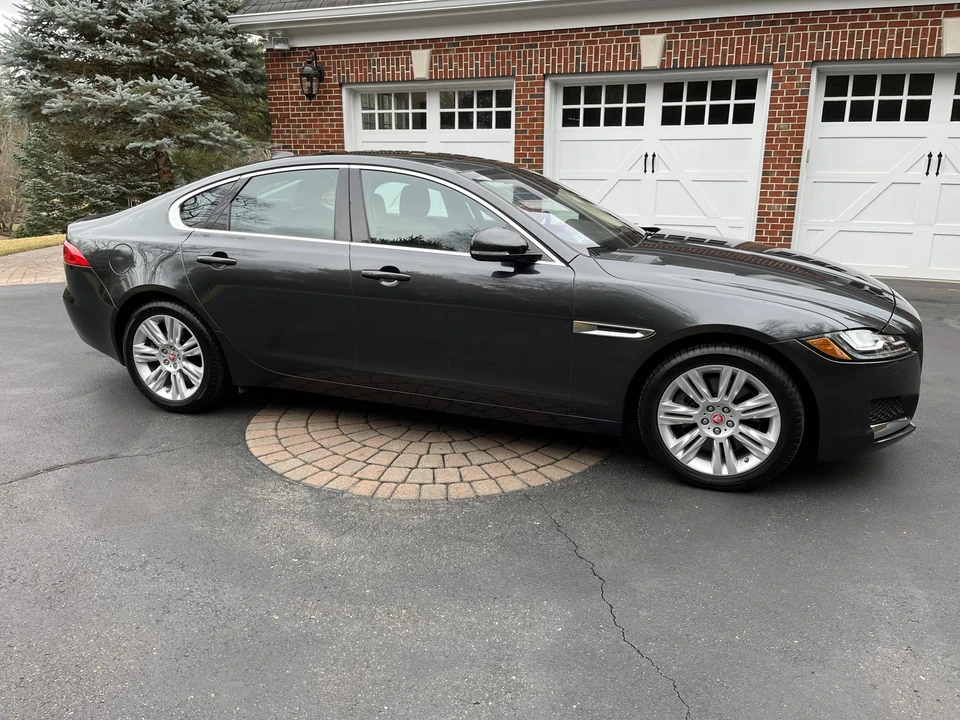 2016 Jaguar X260 XF - Image 11 of 31
