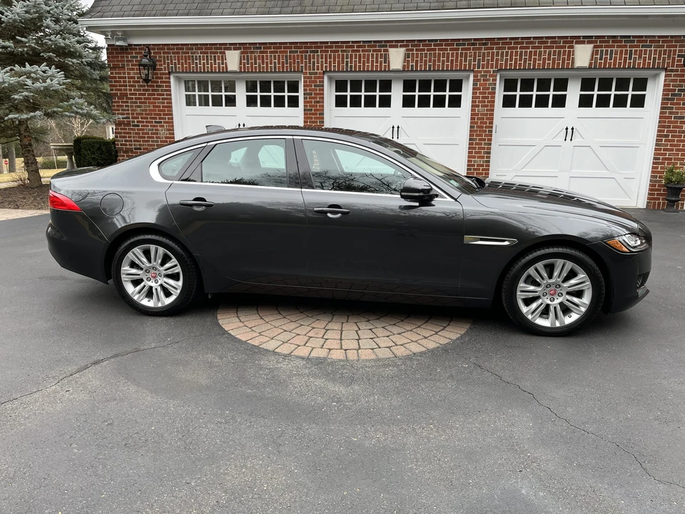 2016 Jaguar X260 XF - Image 12 of 31
