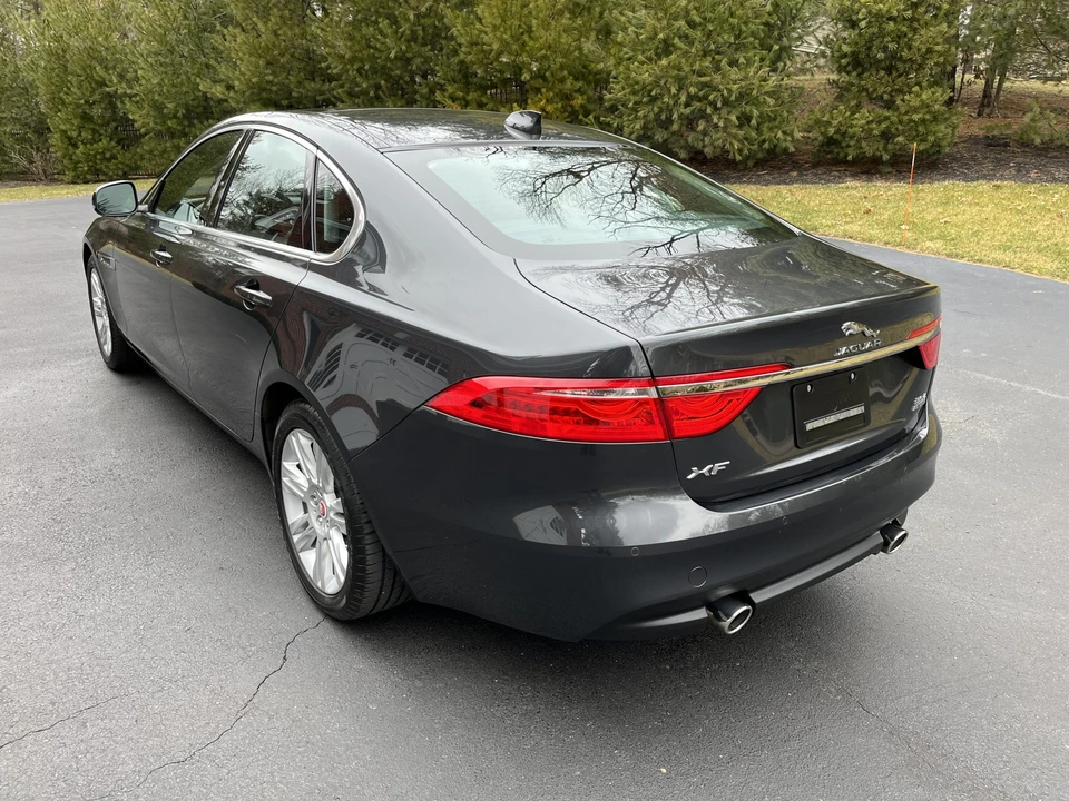 2016 Jaguar X260 XF - Image 18 of 31