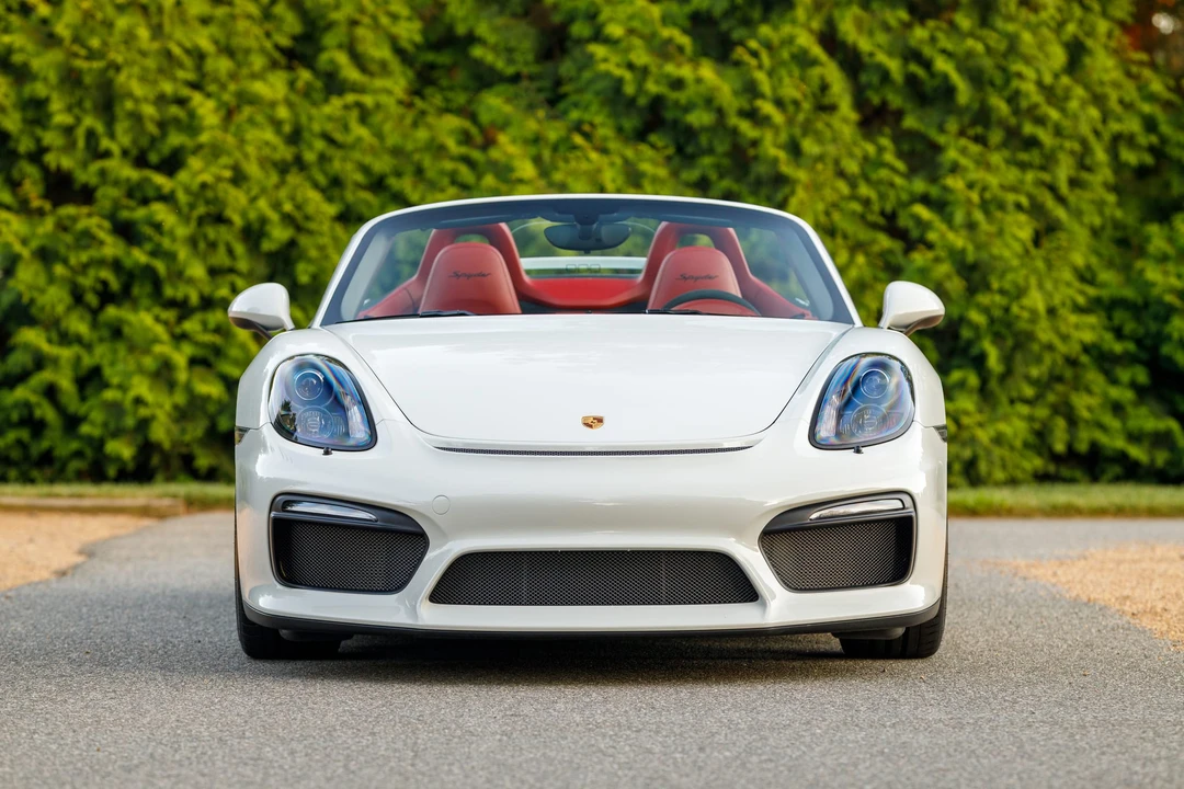 2016 Porsche 981 Boxster Spyder - Image 3 of 31
