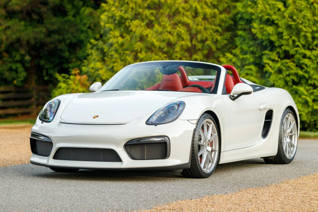 2016 Porsche 981 Boxster Spyder - Image 6 of 31