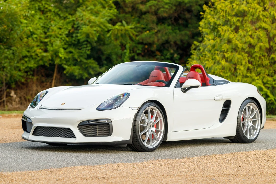 2016 Porsche 981 Boxster Spyder - Image 7 of 31