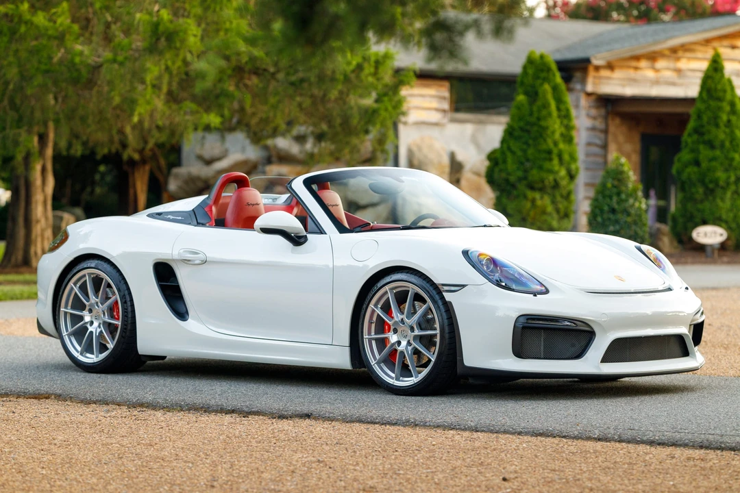 2016 Porsche 981 Boxster Spyder - Image 29 of 31