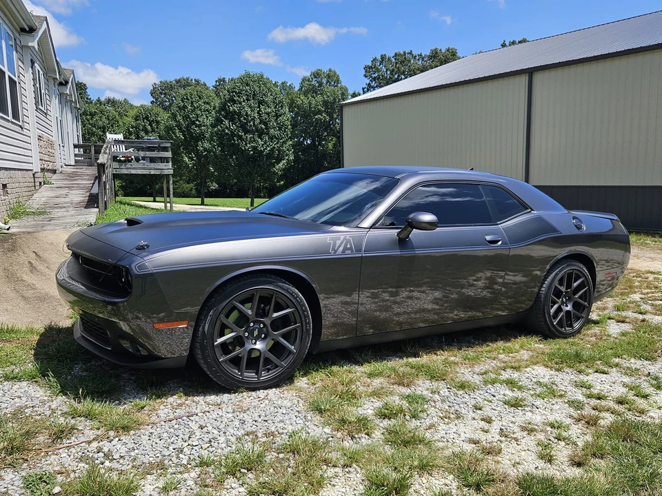 2017 Dodge Challenger 3rd Gen - Image 2 of 31