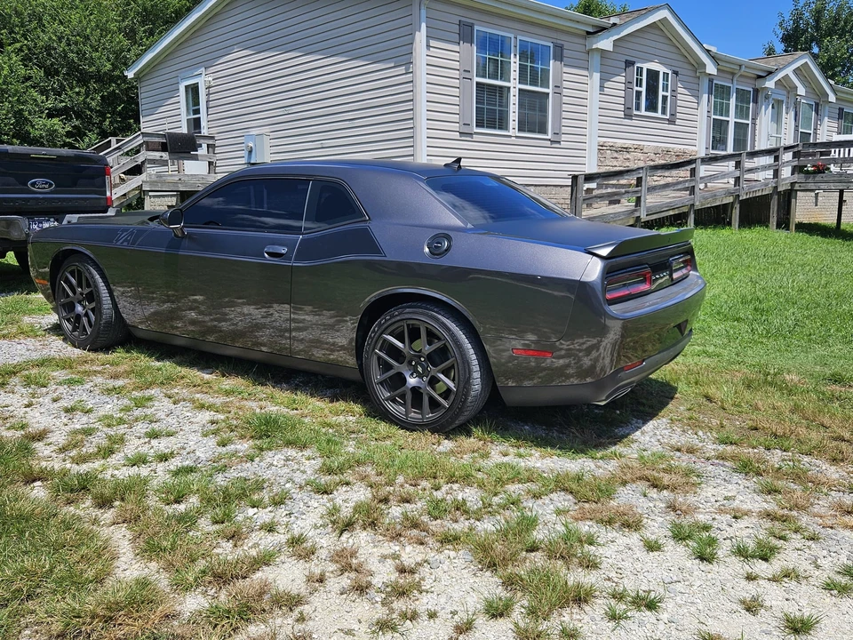2017 Dodge Challenger 3rd Gen - Image 15 of 31