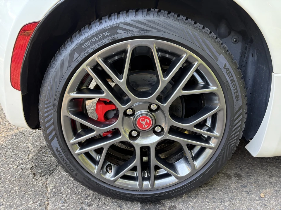 2017 Fiat Abarth 500 - Image 25 of 31