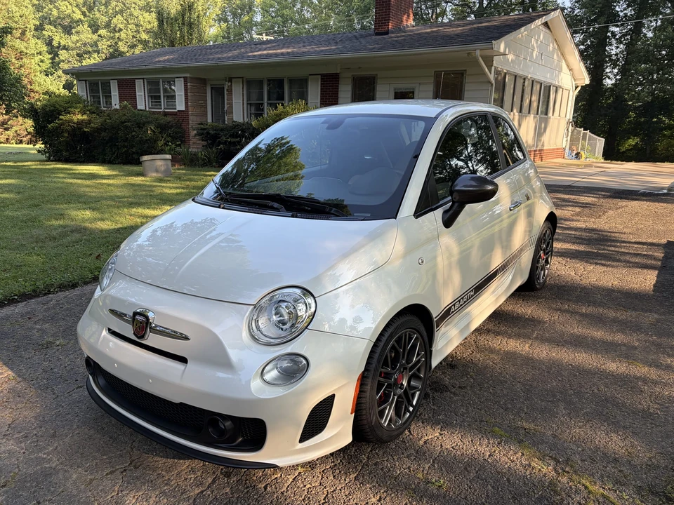 2017 Fiat Abarth 500 - Image 4 of 31