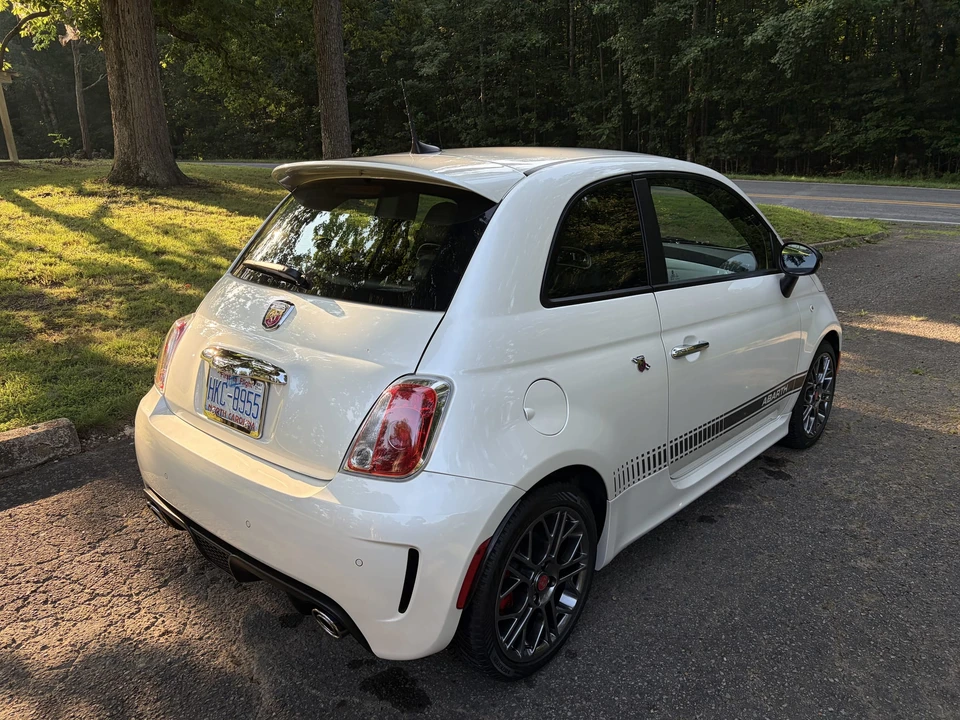 2017 Fiat Abarth 500 - Image 8 of 31