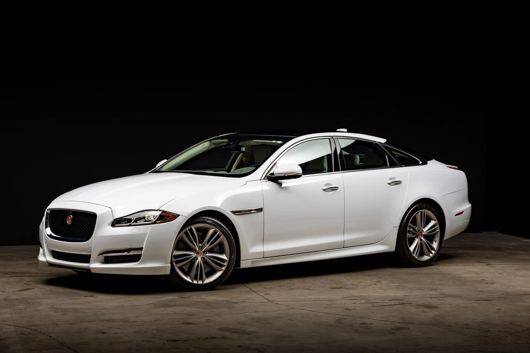 2017 Jaguar X351 XJ - Image 29 of 31