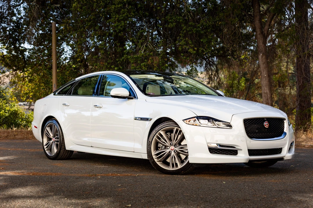 2017 Jaguar X351 XJ - Image 12 of 31