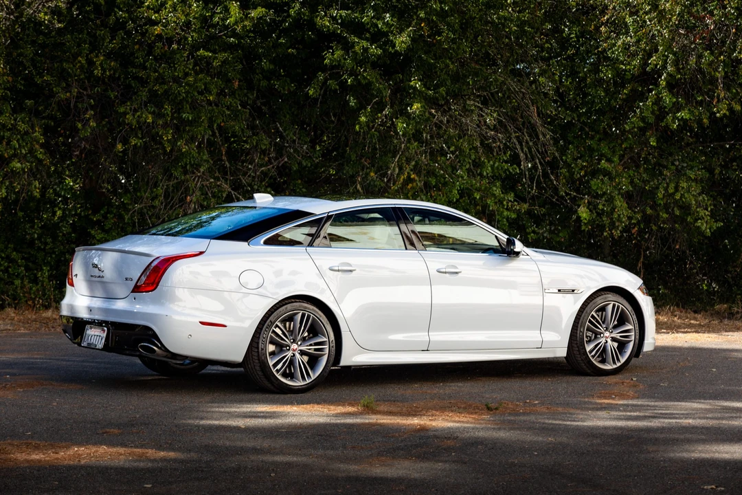 2017 Jaguar X351 XJ - Image 15 of 31